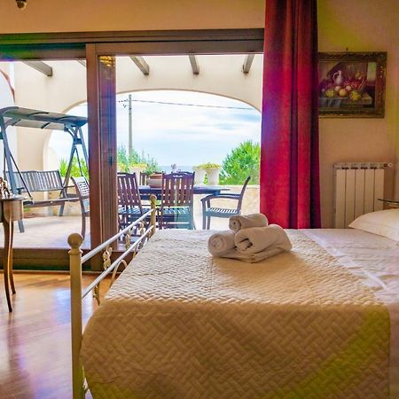 Villa Sabry Taranto Bagian luar foto