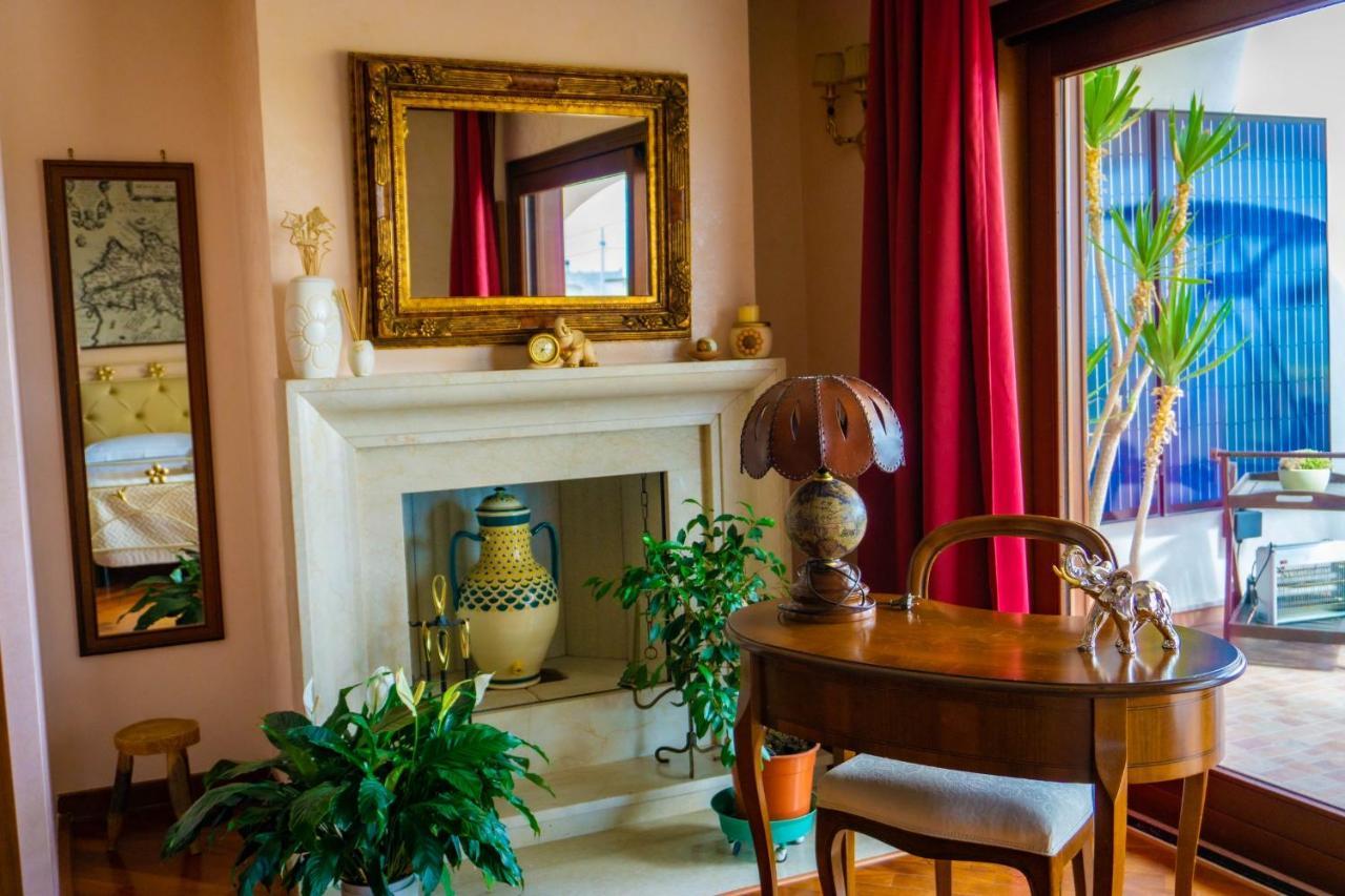 Villa Sabry Taranto Bagian luar foto